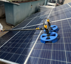 太陽光パネル洗浄のサムネイル画像